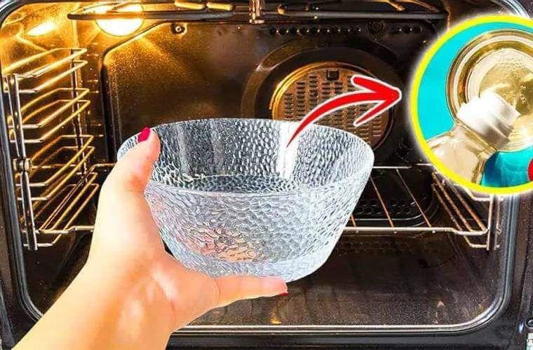 Il metodo della ciotola: il trucco naturale ed efficace per un forno impeccabile”