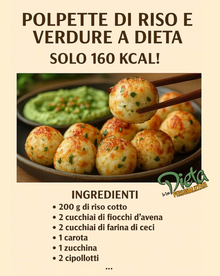 Quando non voglio appesantirmi troppo la sera, mi mangio queste polpette di riso e verdure: sono deliziose. Solo 160 Kcal!