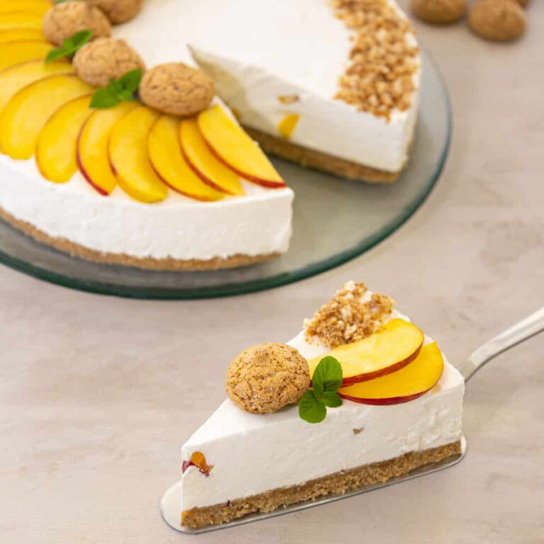 Torta fredda pesche e amaretti