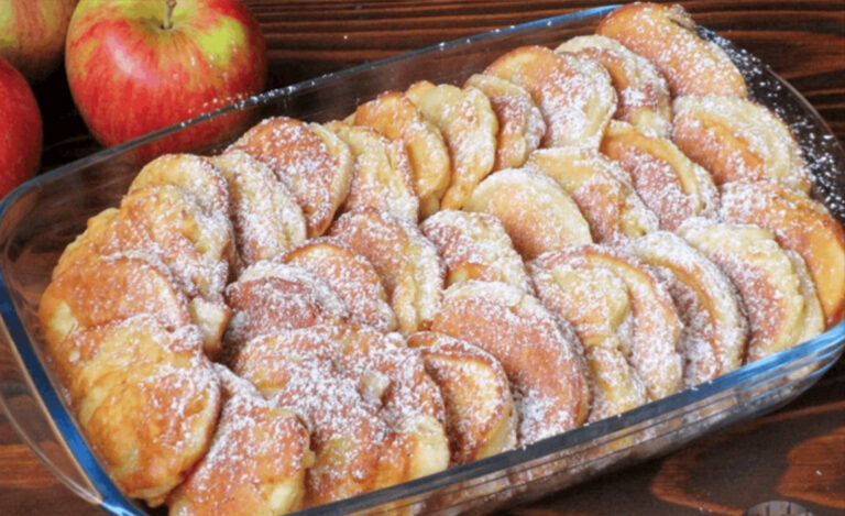 Potrei mangiarli quasi ogni giorno, pancake allo yogurt e mele in 3 minuti