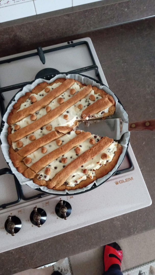 Crostata Integrale con Ricotta, Miele e Gocce di Cioccolato