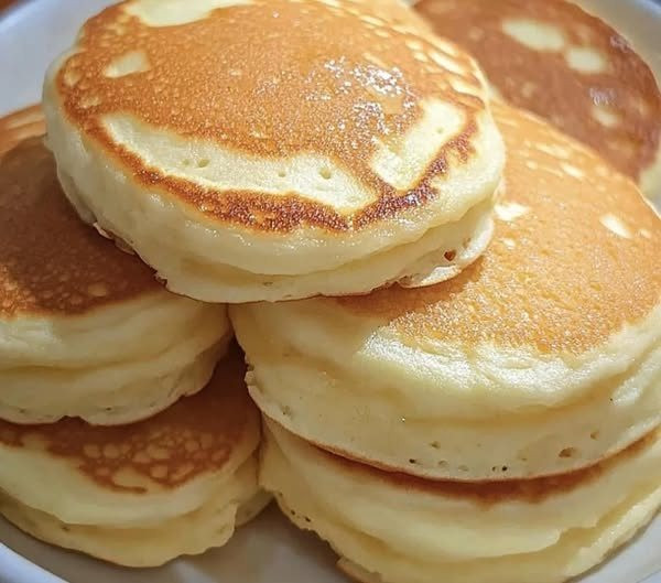 Pancake con Yogurt e Mele