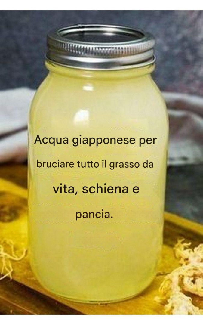 Acqua giapponese per bruciare tutto il grasso da stomaco, schiena e