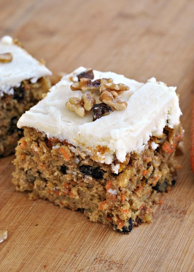 Torta cremosa all’ananas e noci pecan del sud