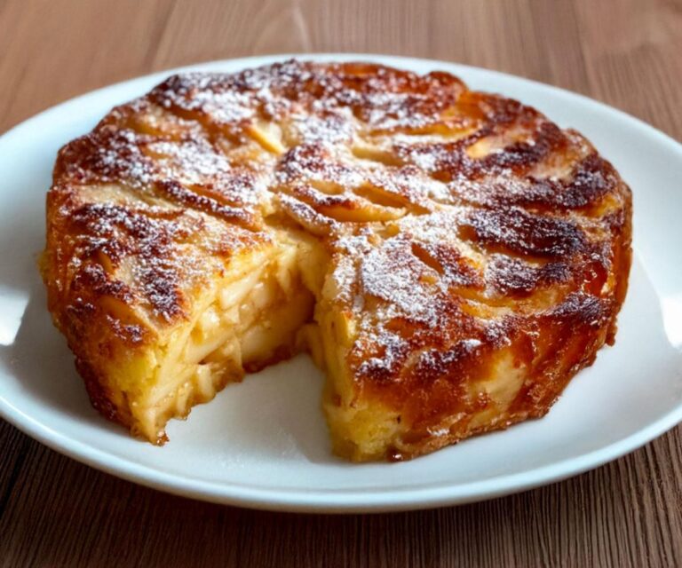 Torta di mele morbida: la delizia che si scioglie in bocca dell’autunno 🍏🍰
