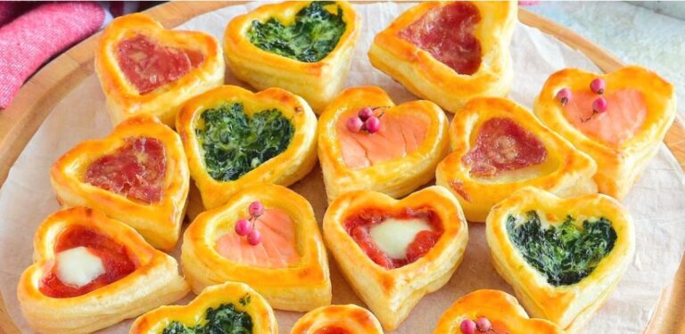 Cuori di pasta sfoglia: la ricetta degli antipasti salati per San Valentino