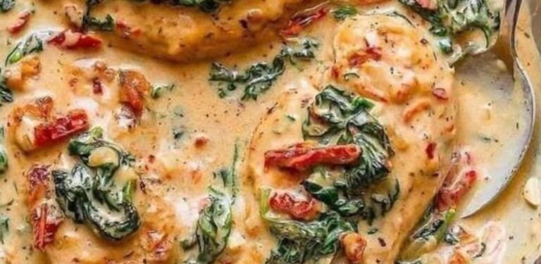 Pollo in salsa cremosa di spinaci e parmigiano