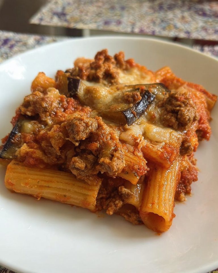 Rigatoni salsiccia e melanzane al forno